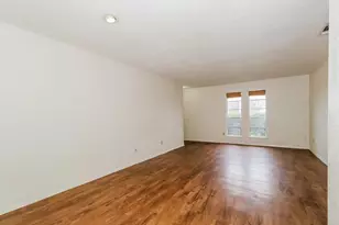 323 W William Cannon Dr, Austin, TX 78745 - Photo 15