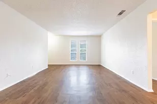 323 W William Cannon Dr, Austin, TX 78745 - Photo 15