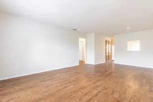 323 W William Cannon Dr, Austin, TX 78745 - Photo 5
