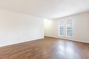 323 W William Cannon Dr, Austin, TX 78745 - Photo 7