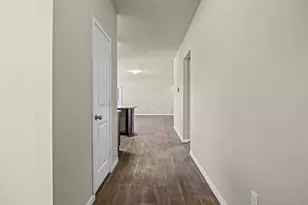 111 Hess Dr, Kyle, TX 78640 - Photo 3