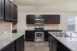 111 Hess Dr, Kyle, TX 78640 - Photo 7