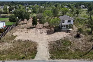 140 Lobo Ln, Cedar Creek, TX 78612 - Photo 15