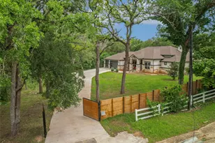 427 State Hwy 304, Bastrop, TX 78602 - Photo 35