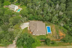 427 State Hwy 304, Bastrop, TX 78602 - Photo 29