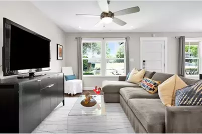 1809 W 10th Street, Austin, TX 78703 - Photo 3