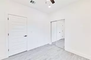 314 Saxon Ln, Austin, TX 78741 - Photo 23