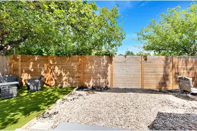 314 Saxon Lane, Austin, TX 78741 - Photo 11