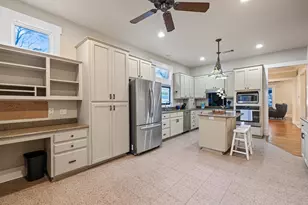 1211 Lexington St, Taylor, TX 76574 - Photo 13