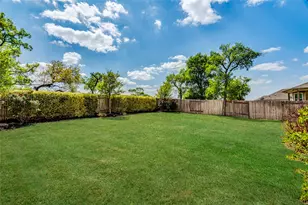 154 Bartlett Peak Ln, Dripping Springs, TX 78620 - Photo 5