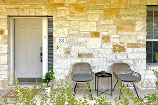 1900 Scofield Ridge Pkwy, Austin, TX 78727 - Photo 7