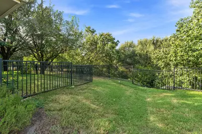 1900 Scofield Ridge Parkway #202, Austin, TX 78727 - Photo 27