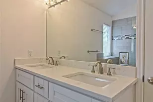 13421 Tossa Ln, Austin, TX 78729 - Photo 5