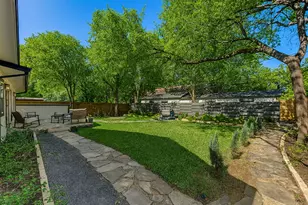 7002 Whispering Oaks Dr, Austin, TX 78745 - Photo 27