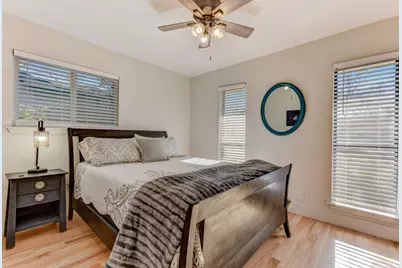 7002 Whispering Oaks Drive, Austin, TX 78745 - Photo 23