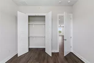 4507 E Martin Luther King Junior Blvd, Austin, TX 78721 - Photo 25