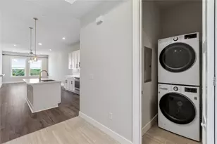 4507 E Martin Luther King Junior Blvd, Austin, TX 78721 - Photo 11