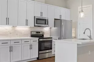 4507 E Martin Luther King Junior Blvd, Austin, TX 78721 - Photo 15