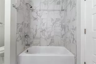 4507 E Martin Luther King Junior Blvd, Austin, TX 78721 - Photo 33