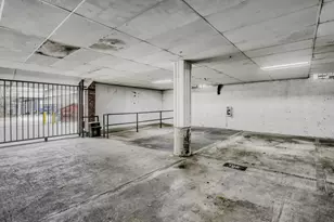 2401 Leon St, Austin, TX 78705 - Photo 23