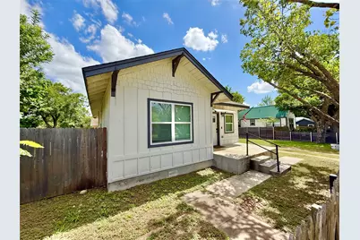 1401 W 7th Street, Taylor, TX 76574 - Photo 21
