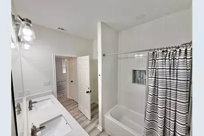 1401 W 7th Street, Taylor, TX 76574 - Photo 15
