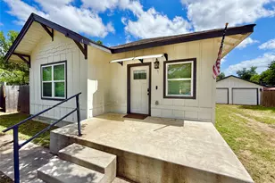 1401 W 7th St, Taylor, TX 76574 - Photo 1