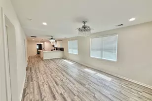 1401 W 7th St, Taylor, TX 76574 - Photo 7