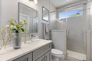 304 Blackson Ave, Austin, TX 78752 - Photo 15