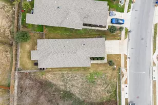 3100 Crystal Bend Dr, Pflugerville, TX 78660 - Photo 27