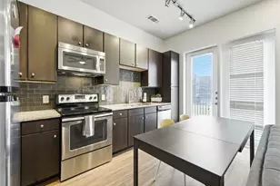 1900 Barton Springs Rd, Austin, TX 78704 - Photo 7