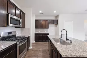 304 Sandhill Piper St, Leander, TX 78641 - Photo 5