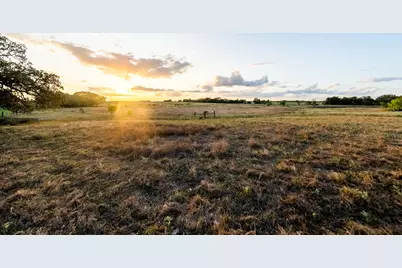 425 Seawillow Road, Lockhart, TX 78644 - Photo 5