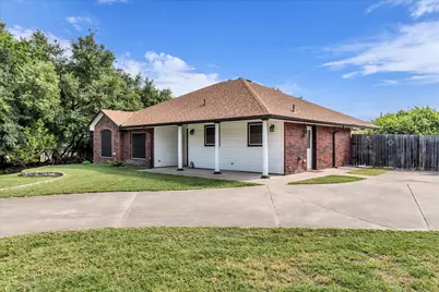 7 Market Loop, Morgans Point, TX 76513 - Photo 5