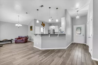 7 Market Loop, Morgans Point, TX 76513 - Photo 9