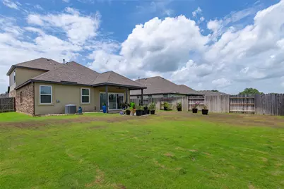 126 Periwinkle Lane, Bastrop, TX 78602 - Photo 37
