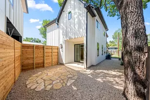 5607 Tura Ln, Austin, TX 78721 - Photo 19