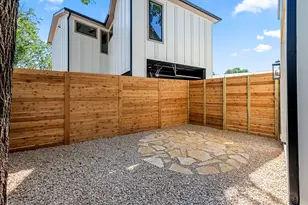 5607 Tura Ln, Austin, TX 78721 - Photo 25