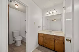 800 E Central Dr, Georgetown, TX 78628 - Photo 15