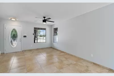 6300 Crumley Lane, Austin, TX 78741 - Photo 11