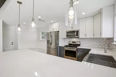 7205 Twisted Oaks Drive, Austin, TX 78745 - Photo 13