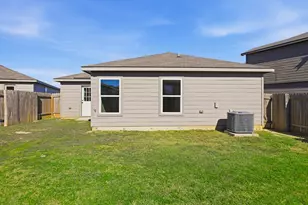 4001 Cressler Ln, Jarrell, TX 76537 - Photo 13