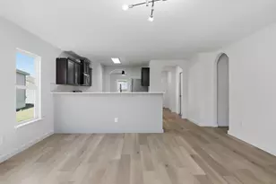 4001 Cressler Ln, Jarrell, TX 76537 - Photo 25