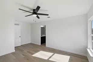 4001 Cressler Ln, Jarrell, TX 76537 - Photo 19