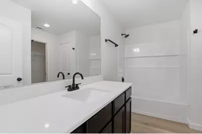 4001 Cressler Lane #15G, Jarrell, TX 76537 - Photo 17