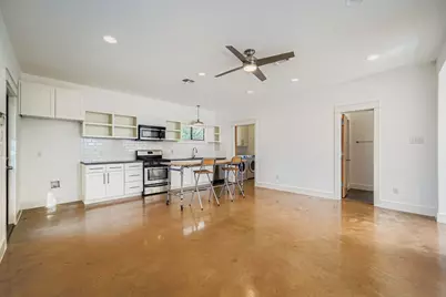 1800 E 14th Street, Austin, TX 78702 - Photo 17