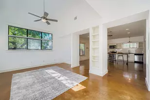 1800 E 14th St, Austin, TX 78702 - Photo 15