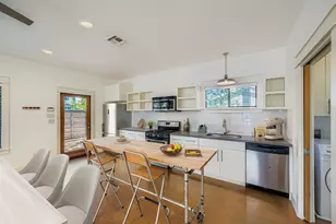 1800 E 14th St, Austin, TX 78702 - Photo 5