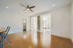 1800 E 14th St, Austin, TX 78702 - Photo 19