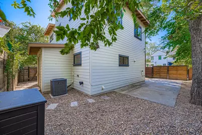 1800 E 14th Street, Austin, TX 78702 - Photo 31